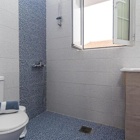 Otel Georgina 3*